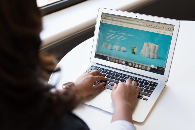 How to Design a Website: Essential Steps for Beginners.