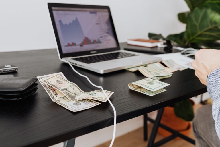 How to Make & Sell Digital Stickers on Etsy for $20,000 a Month